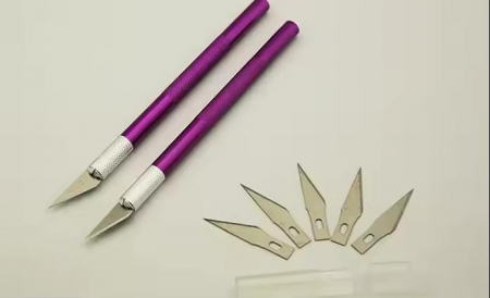 Ustensile - Cutter precizie + Lame rezerva Violet