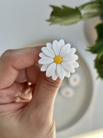 Spring - Margareta - Cercei Studs