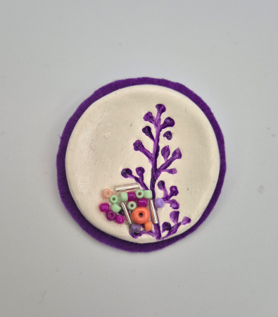 MĂRȚIȘOARE - MĂRȚIȘOR BROȘĂ LUT FLORI MOV