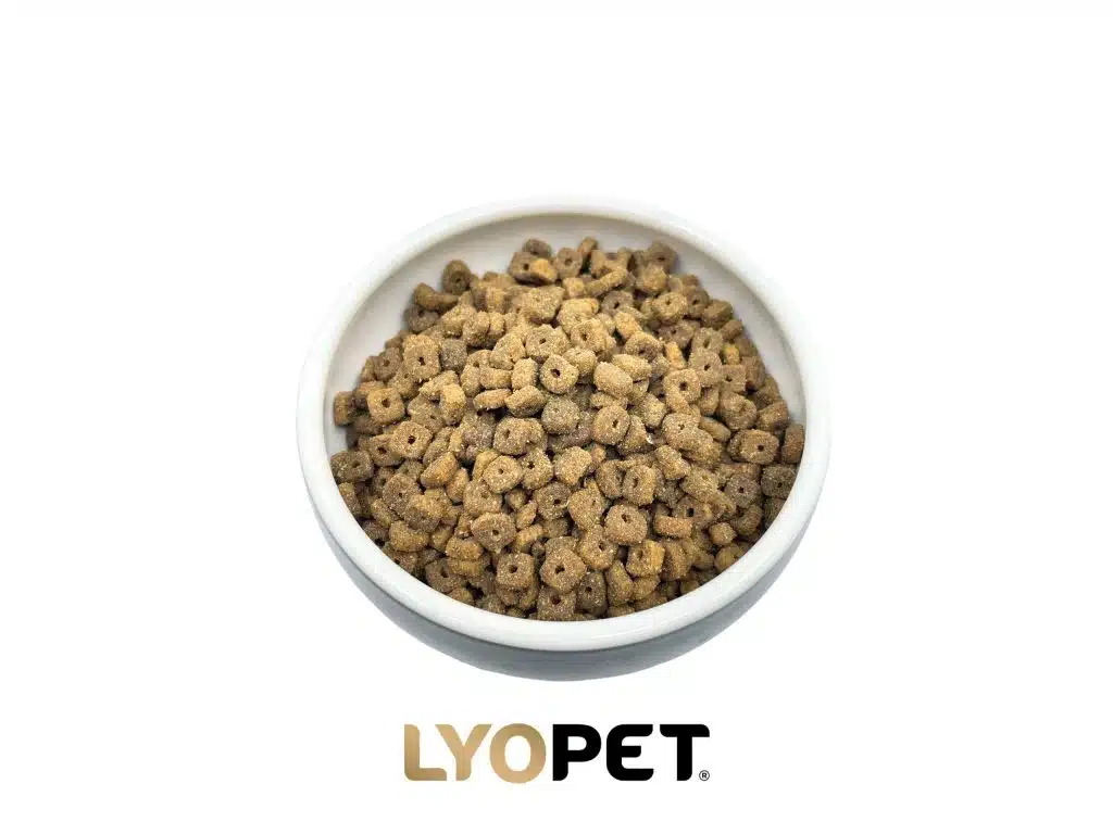 LYOPET Farmer cu pui si somon 1,5 kg [1]
