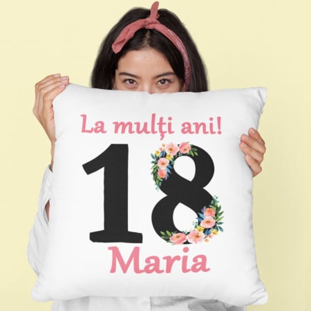 Pernă personalizată cu mesajul ”La mulți ani!„ - Nari [1]