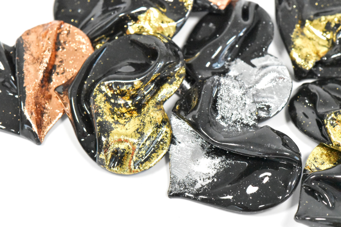 Narru- Brosa handmade din lut polimeric si rasina [4]