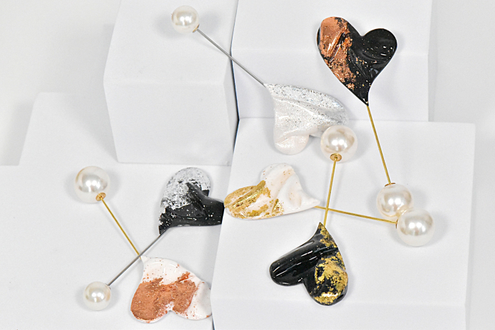 Narru- Brosa handmade din lut polimeric si rasina [3]