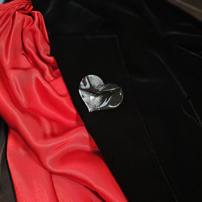 Narru- Brosa handmade din lut polimeric si rasina [2]