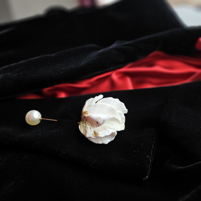 Narru- Brosa handmade din lut polimeric si rasina [5]