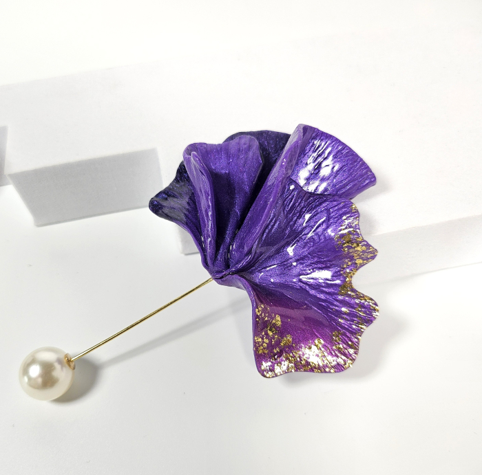 Narru- Brosa handmade din lut polimeric si rasina [2]