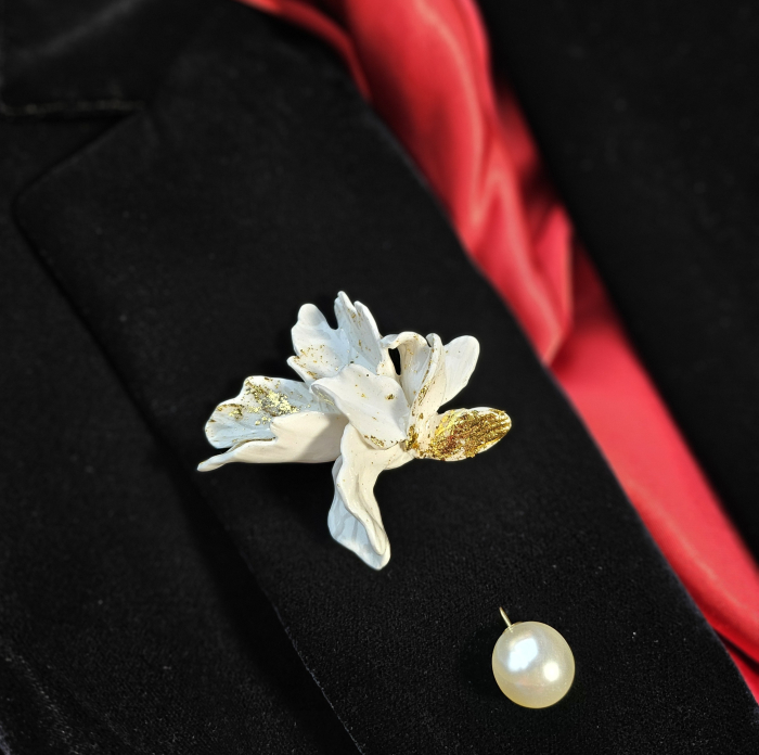 Narru- Brosa handmade din lut polimeric si rasina [2]