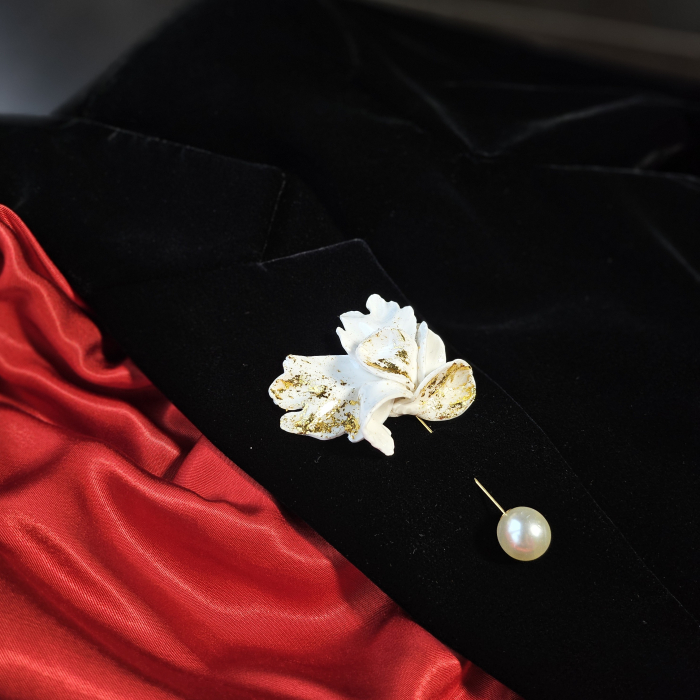 Narru- Brosa handmade din lut polimeric si rasina [3]