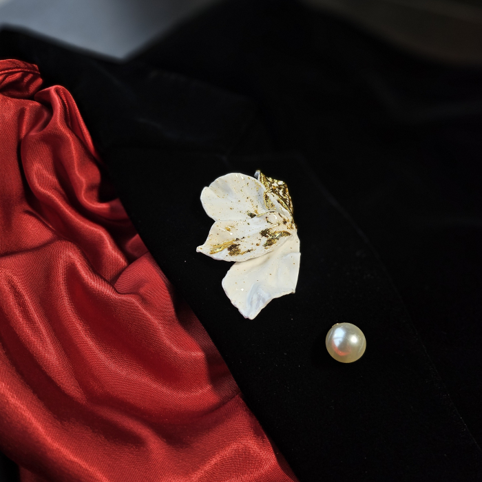 Narru- Brosa handmade din lut polimeric si rasina [3]