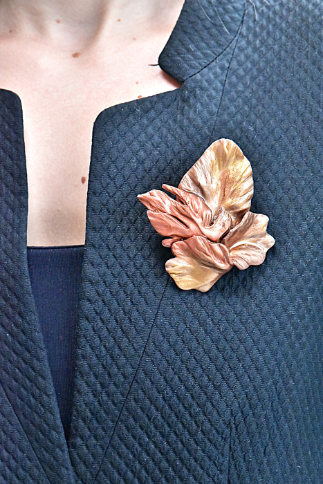 Narru- Brosa handmade din lut polimeric si rasina [2]