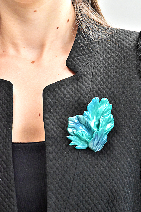 Narru- Brosa handmade din lut polimeric si rasina [2]