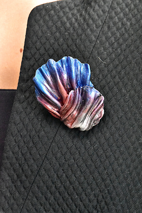 Narru- Brosa handmade din lut polimeric si rasina [3]