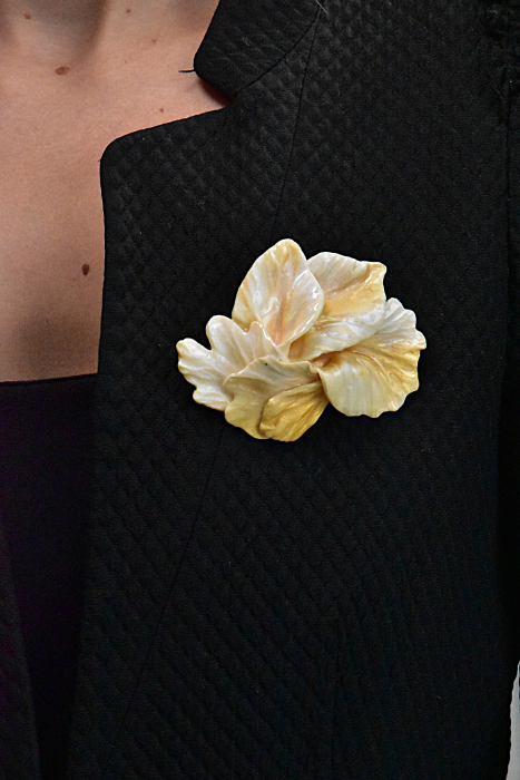 Narru- Brosa handmade din lut polimeric si rasina [2]