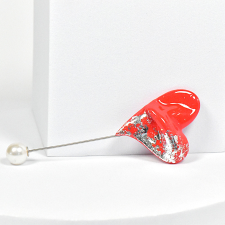 Broșe - Narru- Brosa handmade din lut polimeric si rasina