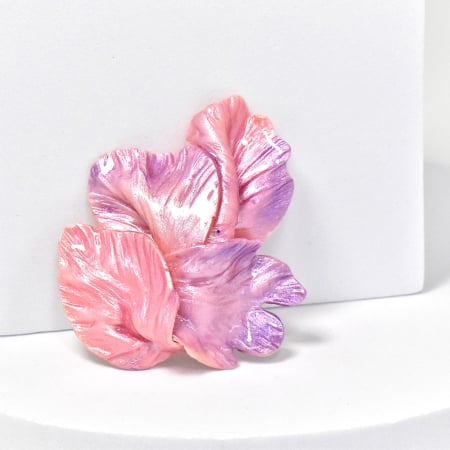 Narru- Brosa handmade din lut polimeric si rasina