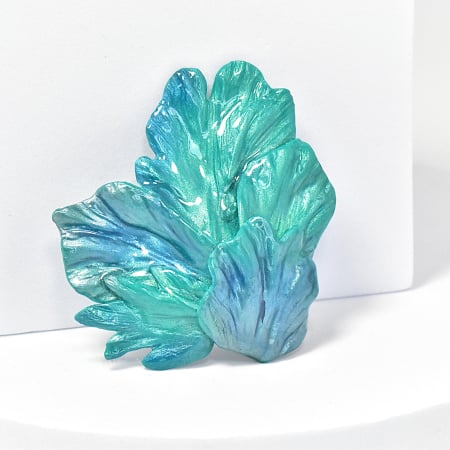 Broșe - Narru- Brosa handmade din lut polimeric si rasina