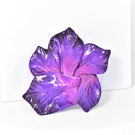 Narru- Brosa handmade din lut polimeric si rasina