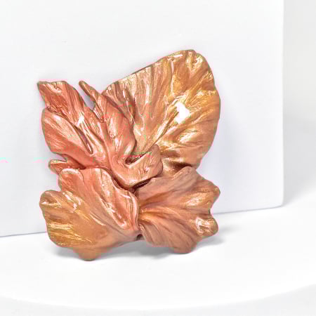 Broșe - Narru- Brosa handmade din lut polimeric si rasina