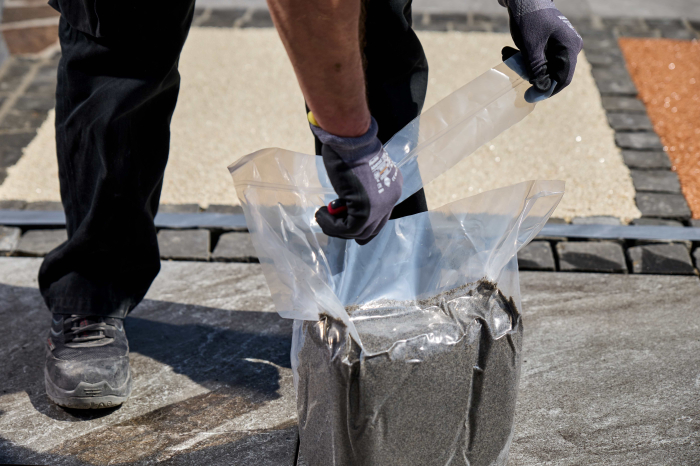 Rompox® EcoFine 25kg - culoare ANTRACIT- mortar rostuit pavaj pe baza de rasini [3]