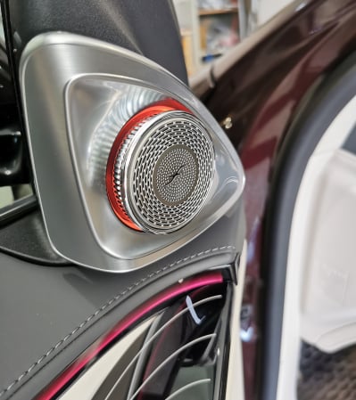 Boxe tweetere 4D cu efect de rotatie si lumini ambientale compatibile cu Mercedes-Benz S-CLASS W223 , MAYBACH, C-CLASS, E-CLASS,GLC W205 W206 W213 W214 X253 [1]