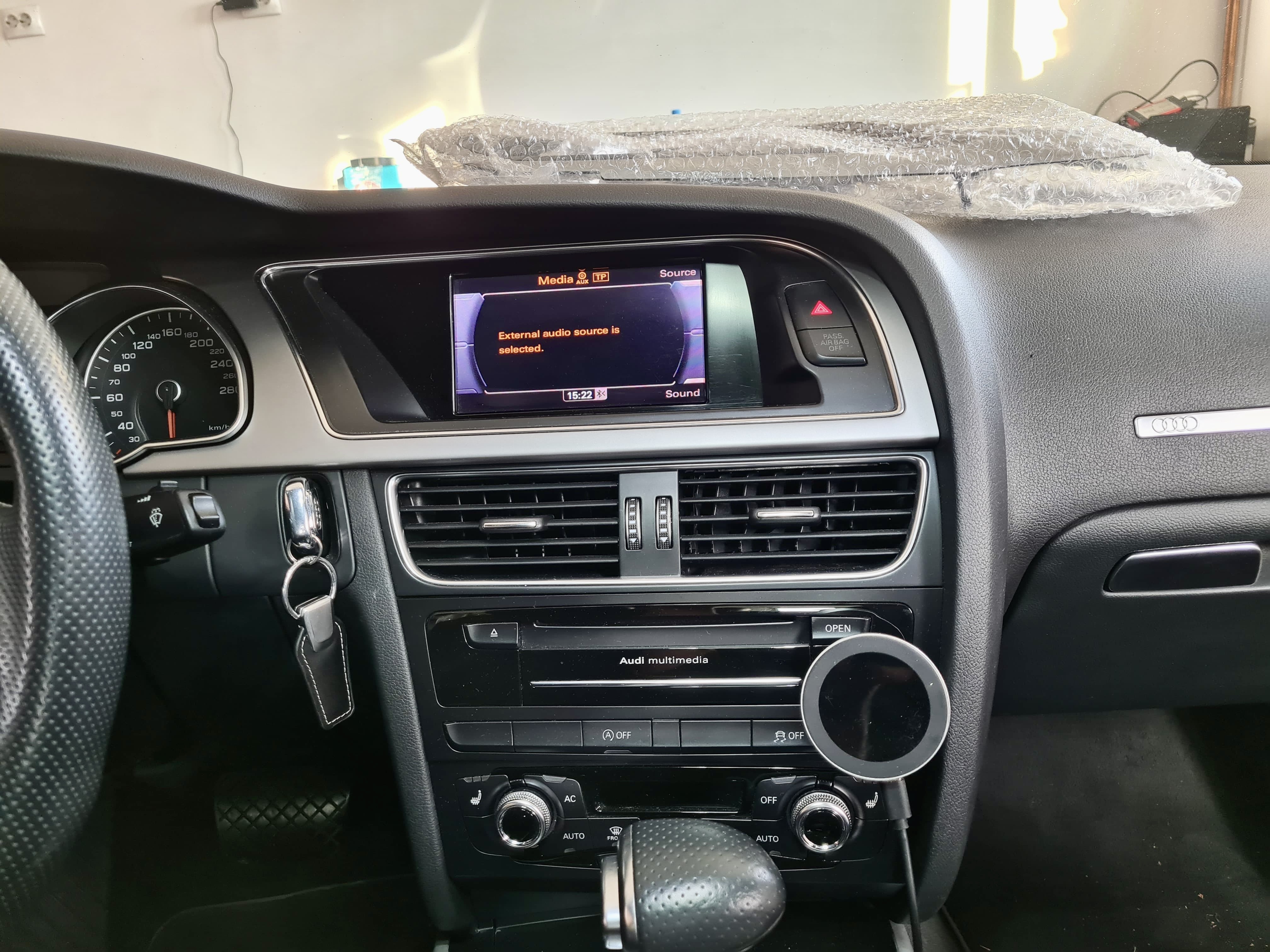 Audi A5 2015 - sistem MMI original, inainte de upgrade Sistemul MMI original Audi A5 2015 inainte de montaj navigatie android