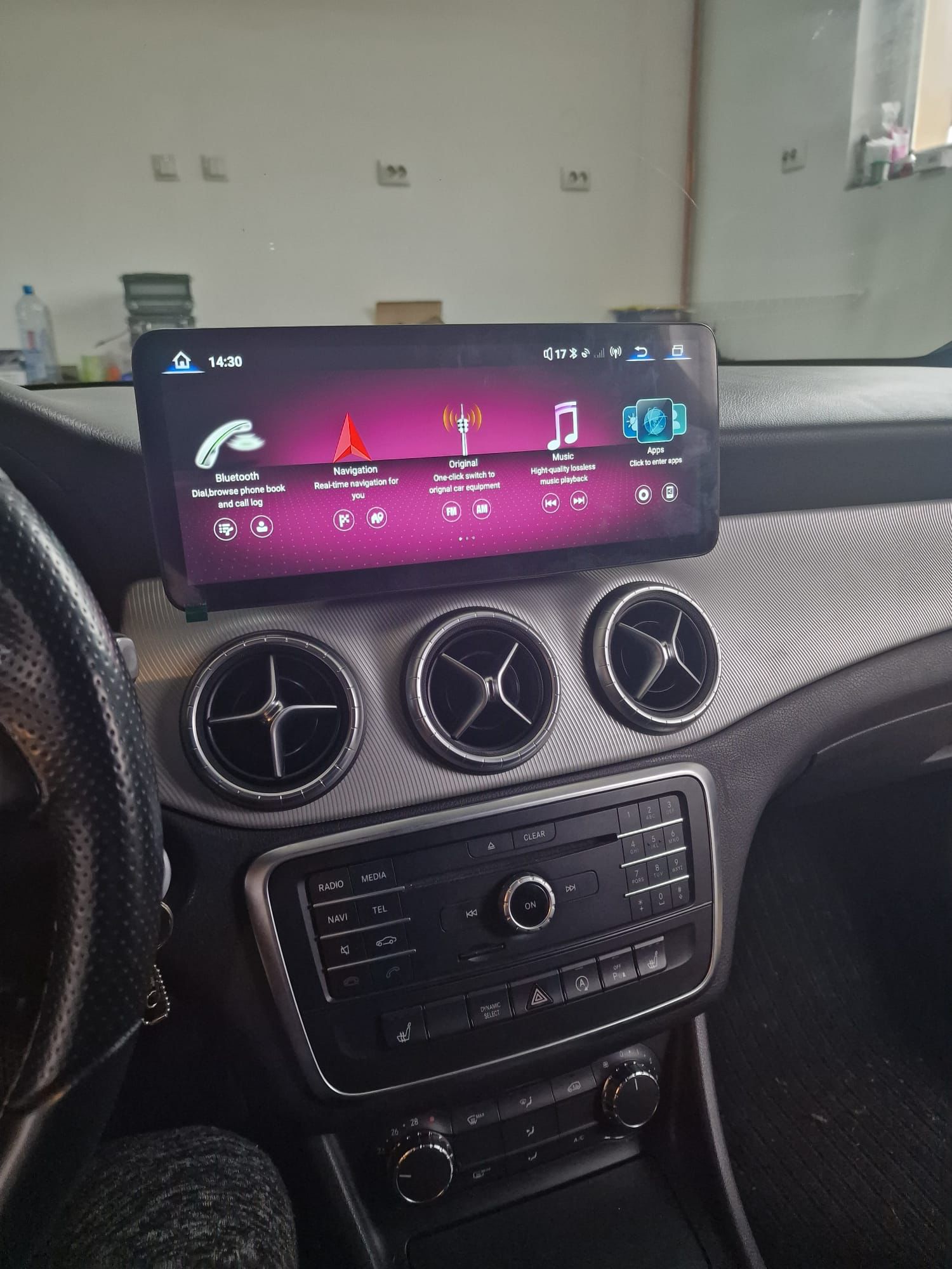 Mercedes CLA - Ecran 2K 12.3 Inch, Carplay si Android Auto wireless