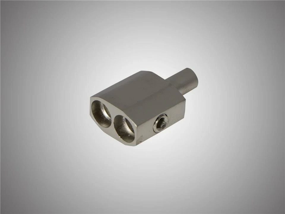 Distribuitoare curent - Distribuitor de curent / Terminal pentru amplificator ForX BTA 44 4AWG