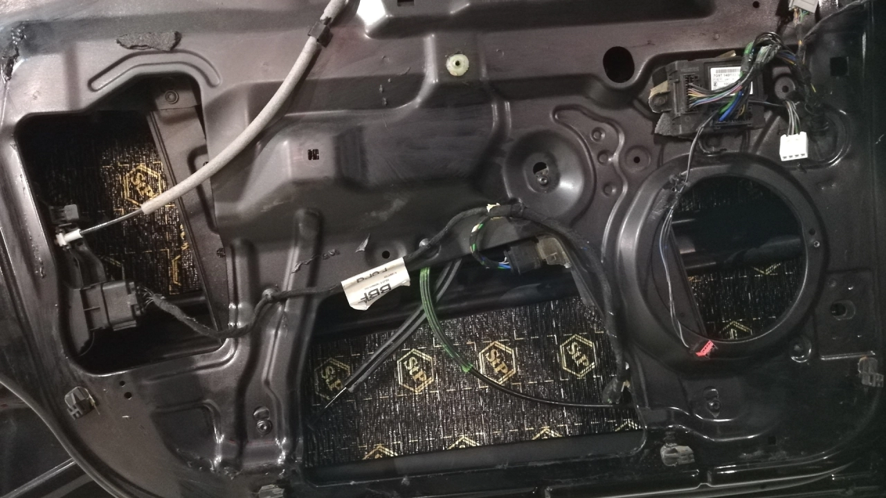 Insonorizant auto Premium STP Accent 10mm, 1.62 m2, Bulk Pack [3]