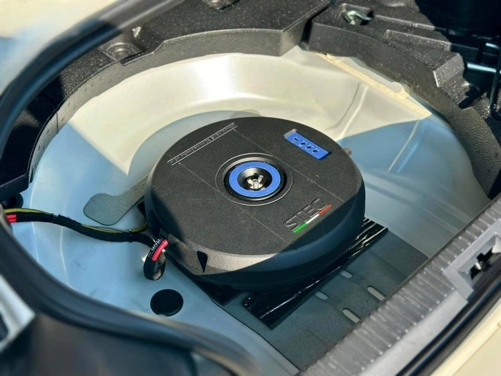 Subwoofer auto activ Steg S10, 250mm, 200W RMS [4]