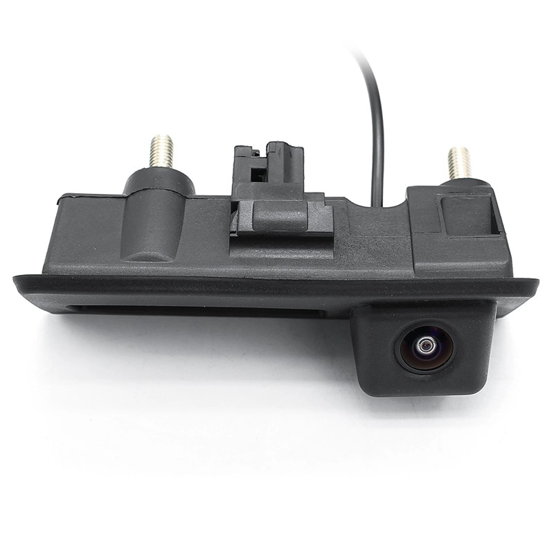 Camera dedicata marsarier in maner portbagaj Volkswagen Passat B6, B7,Tiguan,Touran,Golf 6 / Audi A3, A4 B8, A5, Q3, Q5