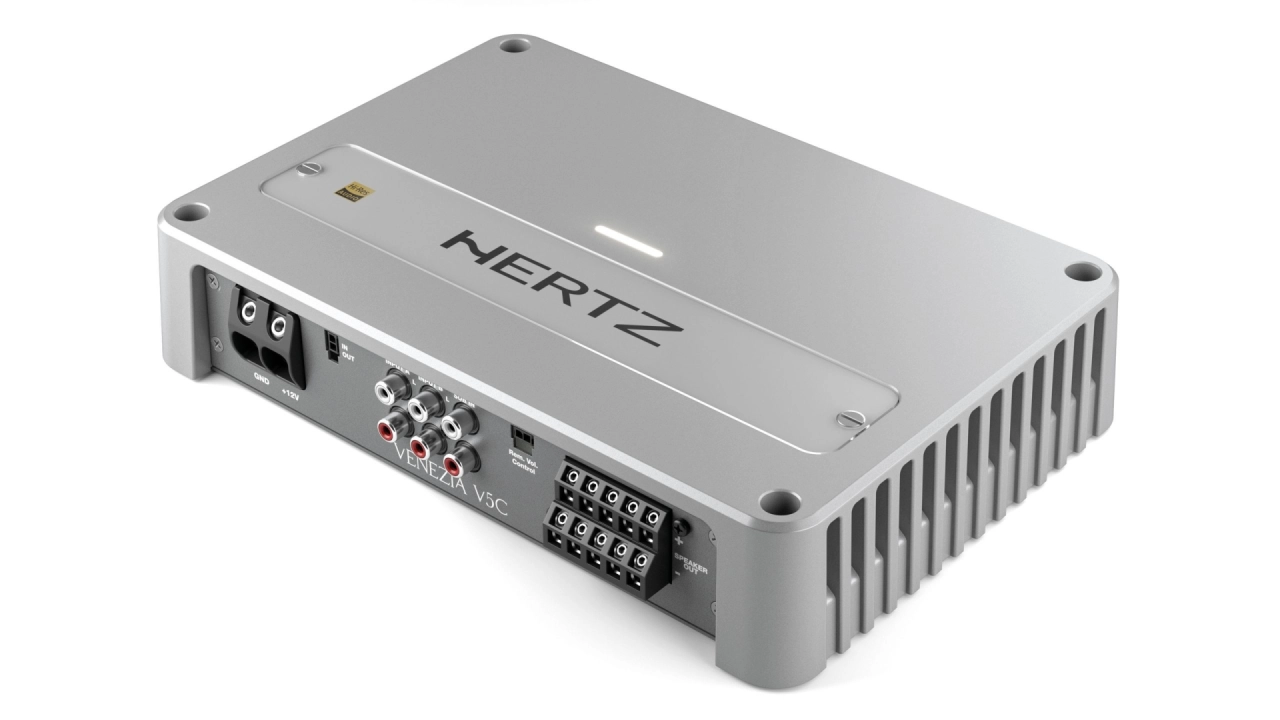 Amplificatoare marine - Hertz Venezia V5C, Amplificator Marine 5 Canale Clasa D, 1010W , IPX2, 12V