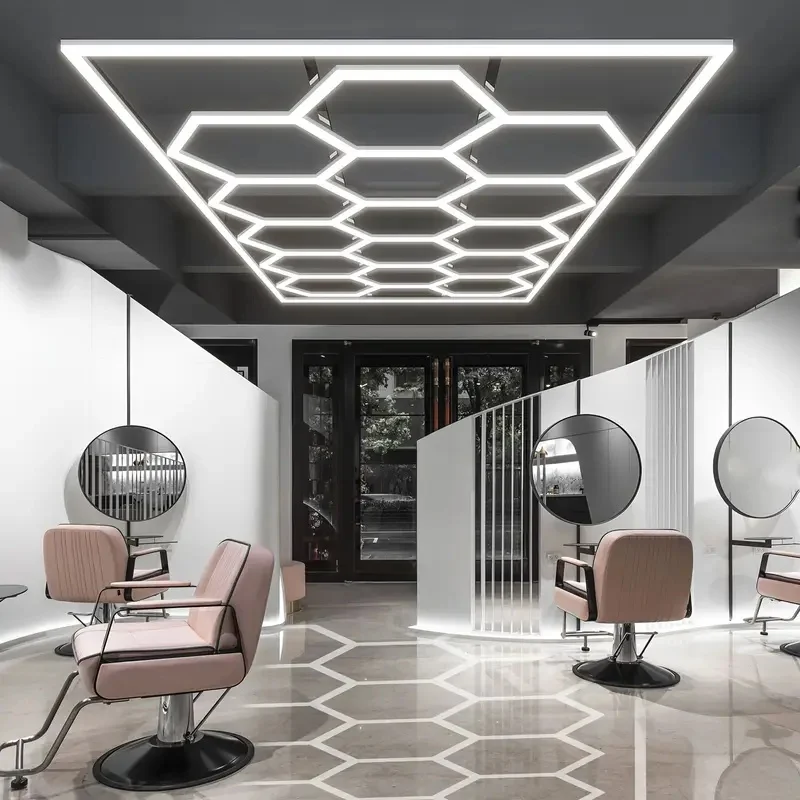 Lumini Hexagoane Modulare - Lumină LED Hexagonală Barber Shop 14 Module + Rama 484x243 cm – Iluminare Modernă Barber Shop / Salon Frizerie 672W