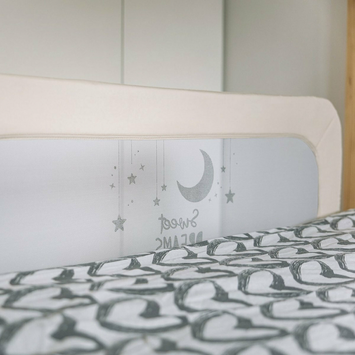 Bariera de protectie pentru pat bebe, Rabatabila, Instalare usoara, Dimensiune 135 x 57 cm, FreeON, Sweet Dreams, Light Beige [2]