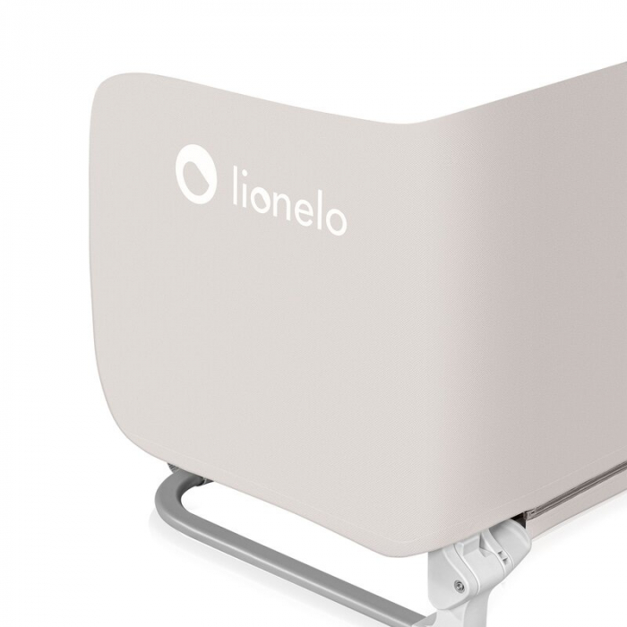 Bariera de protectie pentru pat, Lionelo, Lora XL, Pliabila, Sistem de blocare StandSafe, Geanta de transport inclusa, 150x46 cm, Conform cu BS 7972:2001+A1:2009, Bej [7]