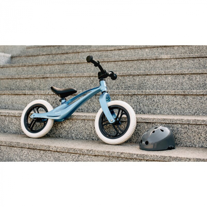 Bicicleta fara pedale, Lionelo, Bart, Usoara, Cu cadru din magneziu, Cu ghidon si sa reglabile, Greutate 3 Kg, 12 inch, Conform cu standardul european de securitate EN71, Blue Violet [20]
