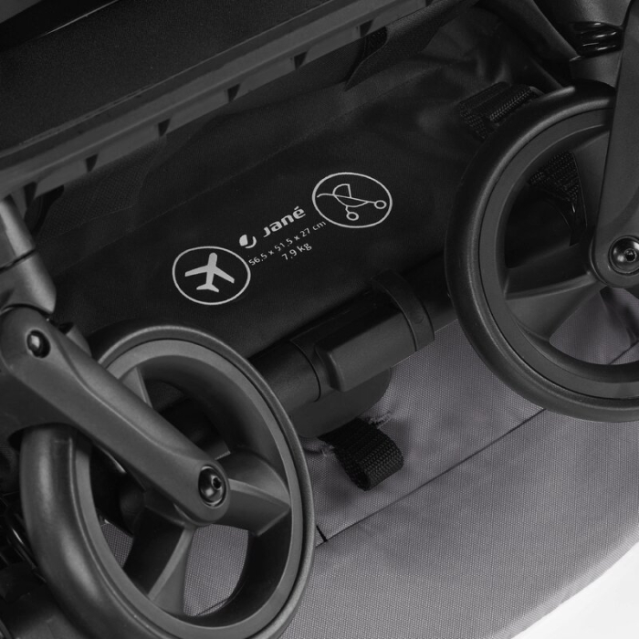 Carucior sport, Jane, Clap, Sistem compact de pliere care permite transportul caruciorului la bordul aeronavei, Cadru din aluminium, De la nastere pana la 26Kg, Conform cu standardul european EN 1888- [20]