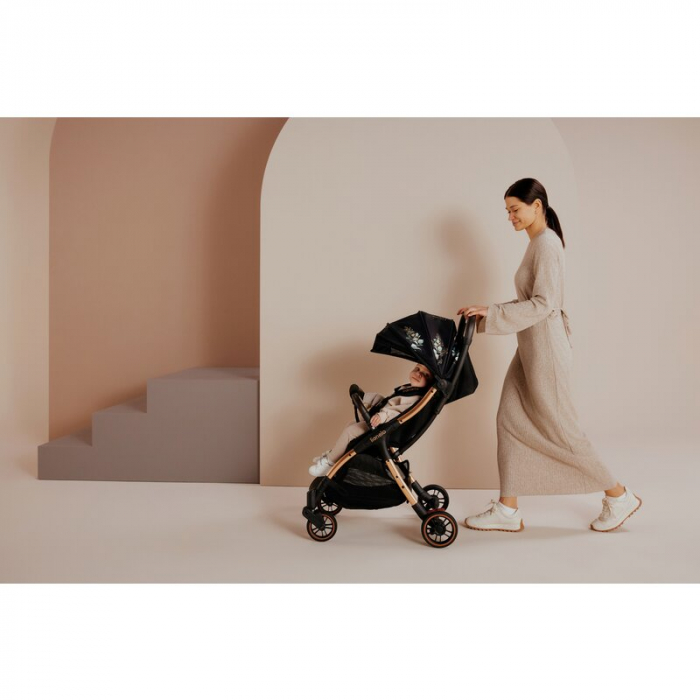 Carucior sport, Lionelo, Julie One, Editie limitata Golden Moments, De la nastere, Greutate redusa, Cu accesorii, Cadru din aluminiu, 0-22 kg, Conform cu standardele europene de securitate EN1888-1 si [42]