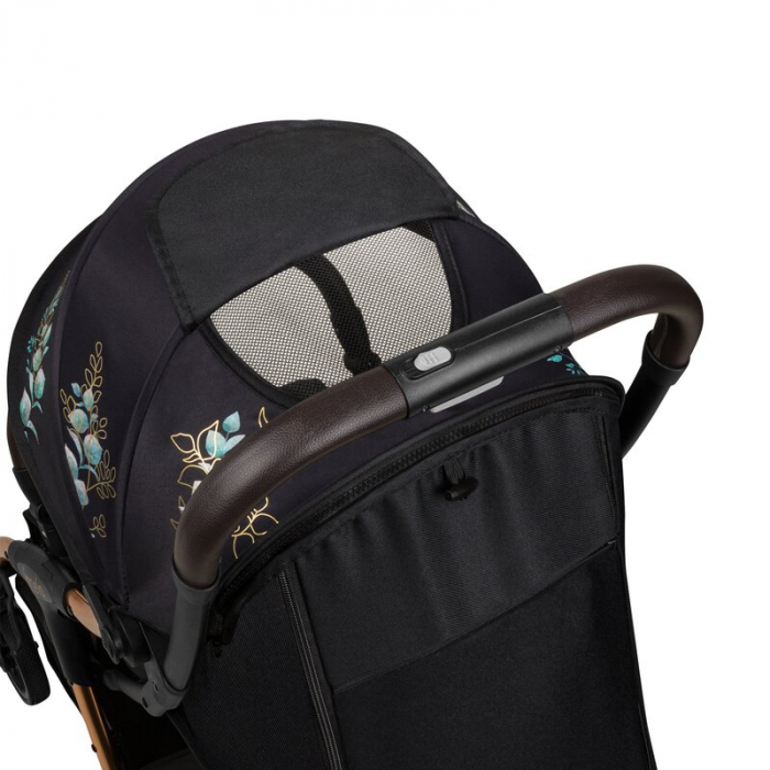 Carucior sport, Lionelo, Julie One, Editie limitata Golden Moments, De la nastere, Greutate redusa, Cu accesorii, Cadru din aluminiu, 0-22 kg, Conform cu standardele europene de securitate EN1888-1 si [10]