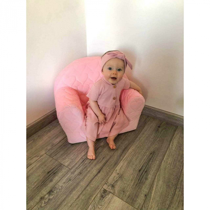 Fotoliu din burete pentru copii, Cu buzunar lateral, Din tesatura de catifea, Cu Husa detasabila, Hearts, Din materiale certificate Oeko Tex Standard 100, New Baby, 9 luni - 5 ani, Pink [8]