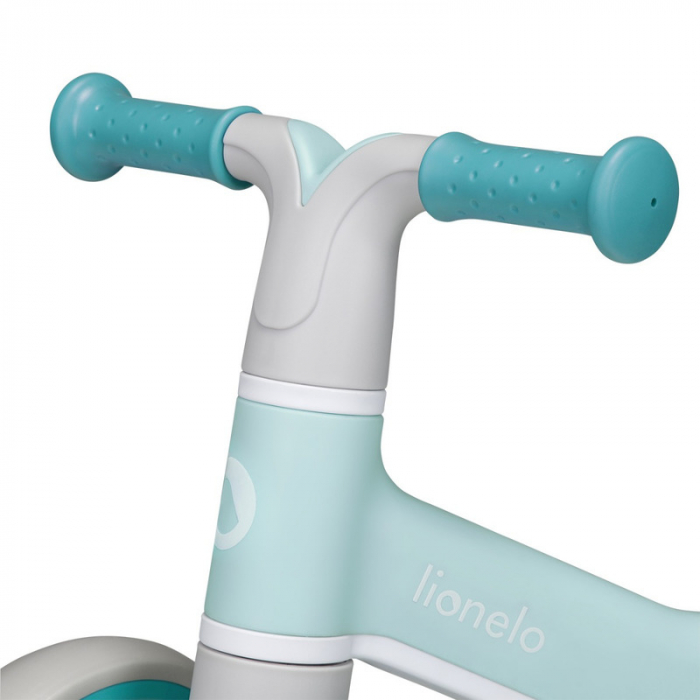 Lionelo - Bicicleta fara pedale Villy, Cu 4 roti, Din spuma EVA si TPR, Stabila, Manere moi, antiderapante, 12- 36 luni, Sustine pana la 30 kg, Certificata EN 71-1:2014, EN 71-2:2011, EN 71-3:2019, Ve [9]
