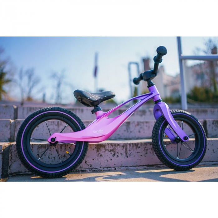 Lionelo - Bicicleta usoara Bart Air, Fara pedale, Cu roti gonflabile, Cu cadru din magneziu, Cu ghidon si sa reglabile, Greutate 3.8 Kg, 12 inch, Conform cu standardul european de securitate EN71, Pin [3]