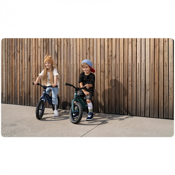 Lionelo - Bicicleta usoara Bart Air, Fara pedale, Cu roti gonflabile, Cu cadru din magneziu, Cu ghidon si sa reglabile, Greutate 3.8 Kg, 12 inch, Conform cu standardul european de securitate EN71, Alb [20]