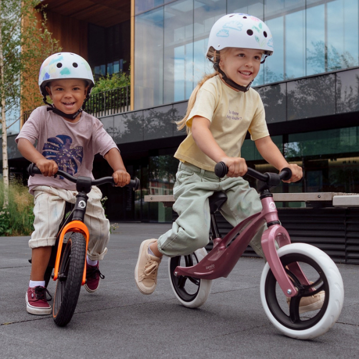 Lionelo - Bicicleta usoara Bart, Fara pedale, Cu cadru din magneziu, Cu ghidon si sa reglabile, Greutate 3 Kg, 12 inch, Conform cu standardul european de securitate EN71, Sky Blue [11]