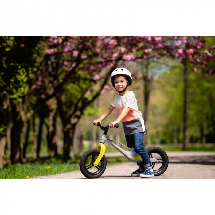 Lionelo - Bicicleta usoara Bart Tour, Fara pedale, Cu cadru din magneziu, Cu ghidon si sa reglabile, Greutate 3.8 Kg, 12 inch, Conform cu standardul european de securitate EN71, Pink Bubblegum [32]