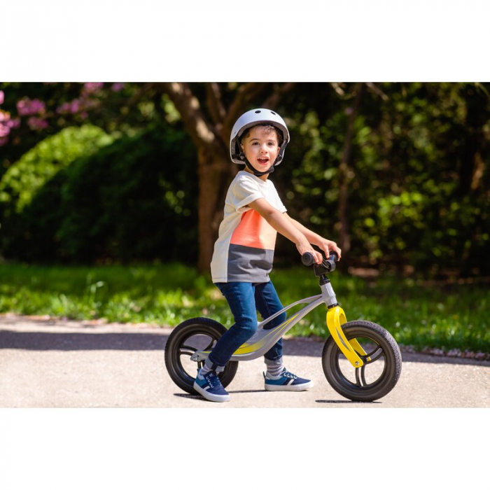 Lionelo - Bicicleta usoara Bart Tour, Fara pedale, Cu cadru din magneziu, Cu ghidon si sa reglabile, Greutate 3.8 Kg, 12 inch, Conform cu standardul european de securitate EN71, Pink Bubblegum [29]