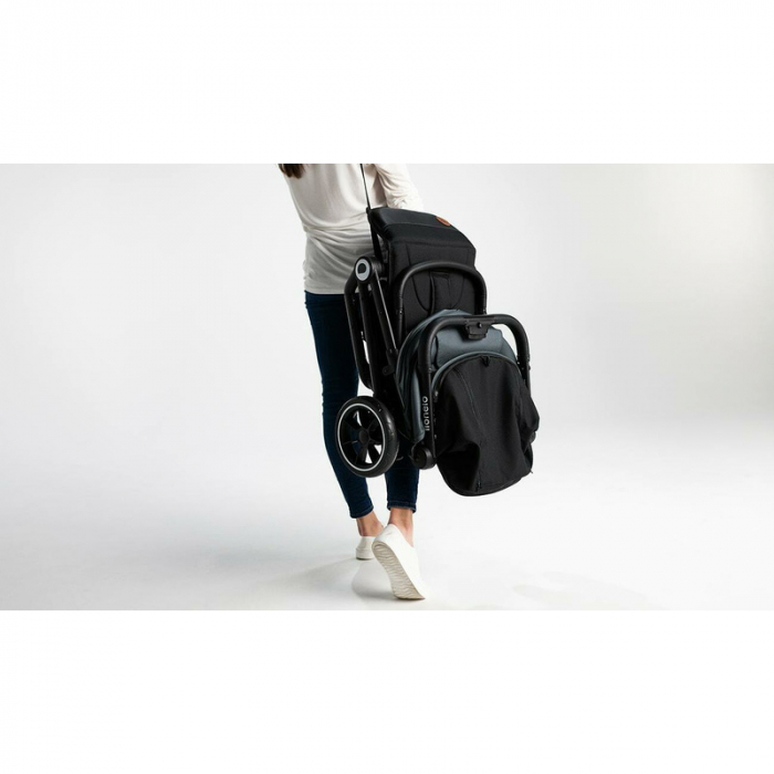 Lionelo - Carucior sport Cloe, De la nastere, Cu accesorii, Cadru din aluminiu, 0-22 kg, Usor, Pliabil cu o singura mana, Ideal pentru toate tipurile de suprafete, Maro [32]