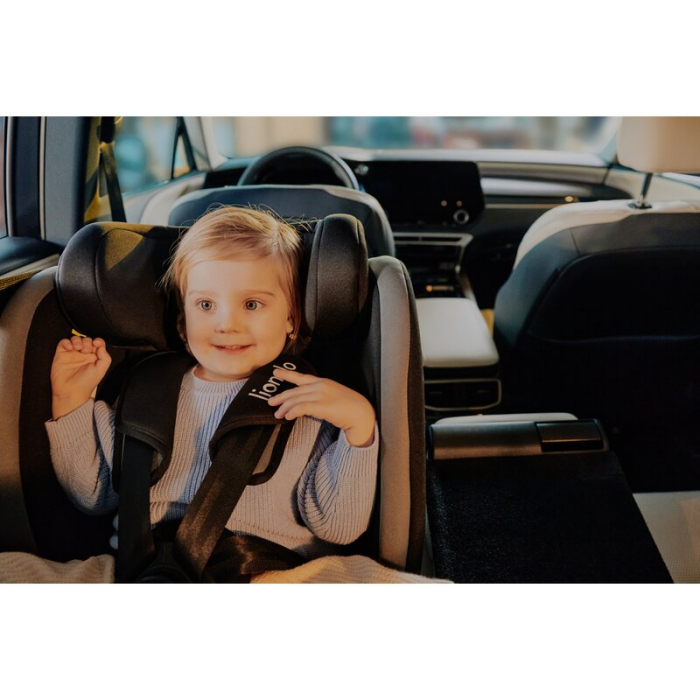 Scaun auto, Lionelo, Aart i-Size, Cu spatar inclinabil in 4 pozitii, Cu tetiera reglabila in 13 pozitii, 0-36 Kg, 40-150 cm, Cu centura siguranta in 3 puncte, Conform cu ECE R129/03, Bej [22]