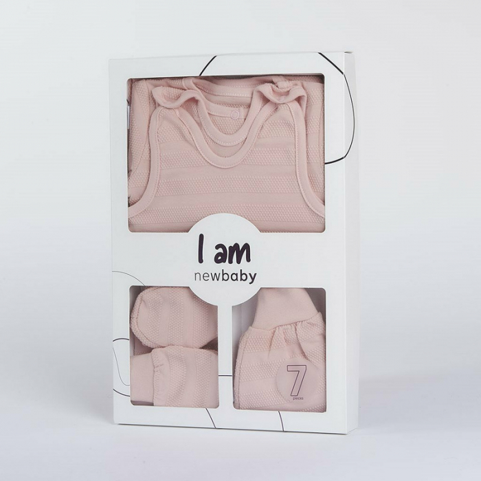 Set 7 piese: body cu maneca lunga, bluza, pantalonasi cu botosei, salopeta fara maneci, caciulita, manusi, botosei, Marime 56, Din bumbac 100%, New Baby, I am Pink [2]
