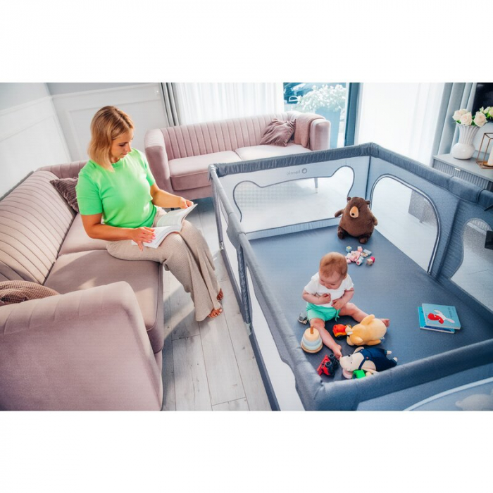 Tarc de joaca copii, Lionelo, Willow, 127 x 187 cm, Pliere compacta, Include geanta de transport, Din plasa, Cu doua intrari laterale si fermoar, Cu ventuze pentru stabilitate, Conform cu EN 12227:201 [25]