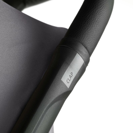 Carucior sport, Jane, Clap, Sistem compact de pliere care permite transportul caruciorului la bordul aeronavei, Cadru din aluminium, De la nastere pana la 26Kg, Conform cu standardul european EN 1888- [10]